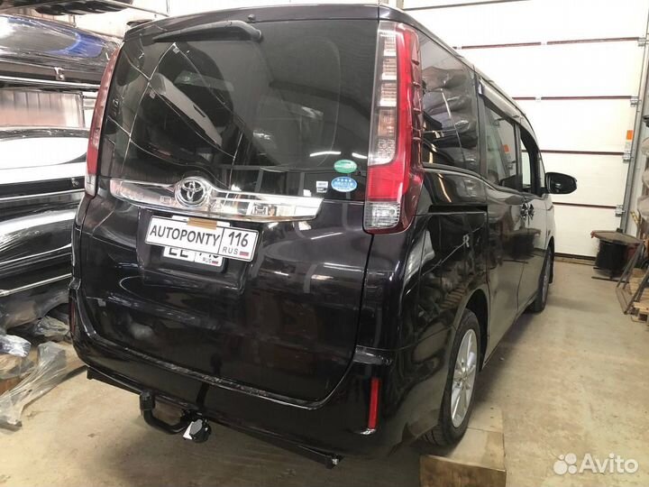 Фаркоп Toyota Noah и Voxy съемный шар