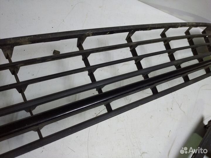 Решетка в бампер Volkswagen Polo 5