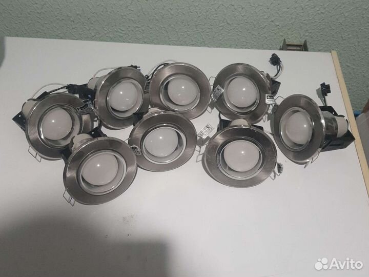 Точечные встраиваемые светильники