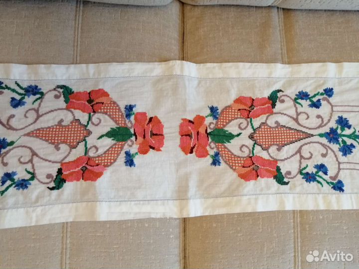 Салфетки с вышивкой