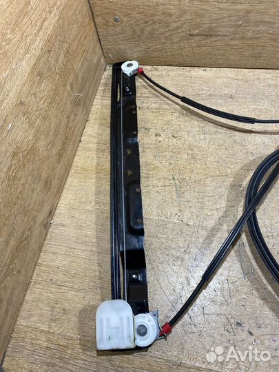 Стеклоподъемник передний правый Ford S-MAX C53