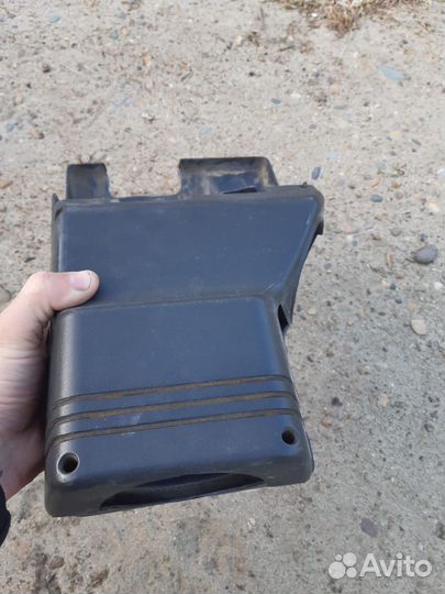 Кожух рулевой колонки 2110