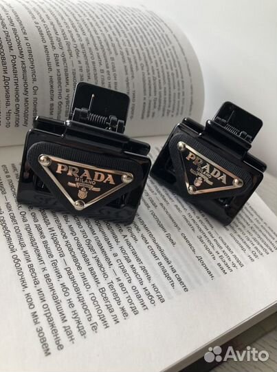 Крабик, заколка для волос Prada