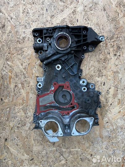 Крышка двигателя передняя Opel Astra J A16XER 2011