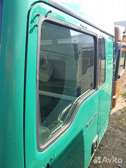 Дверь левая Man TGA, Man TGX