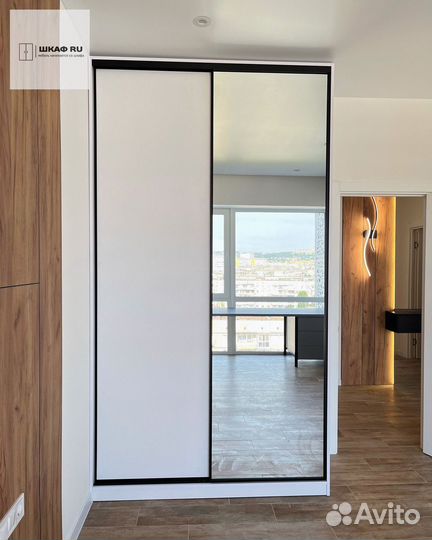 Стильный шкаф