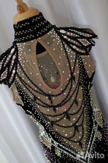 Купальник для художественной гимнастики