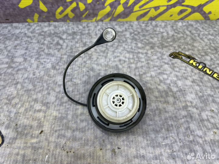 Крышка заливной горловины бензобака Пробка Лачетти