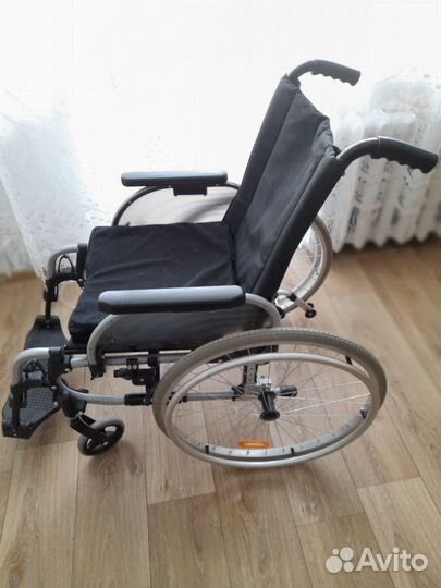 Коляска инвалидная