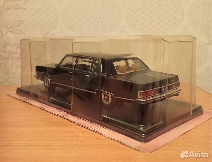 Газ-14 Чайка 1:24