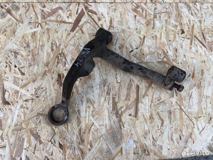 Рычаг подвески правый Vw Transporter T4