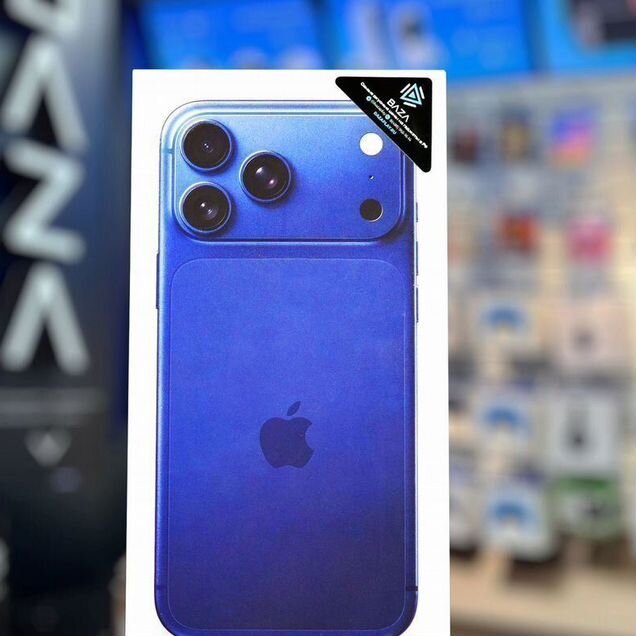 iPhone 17 Pro Max, 256 ГБ, SIM + eSIM