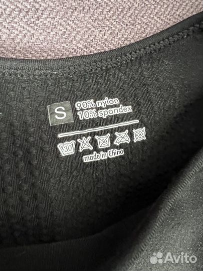 Бесшовный спортивный костюм