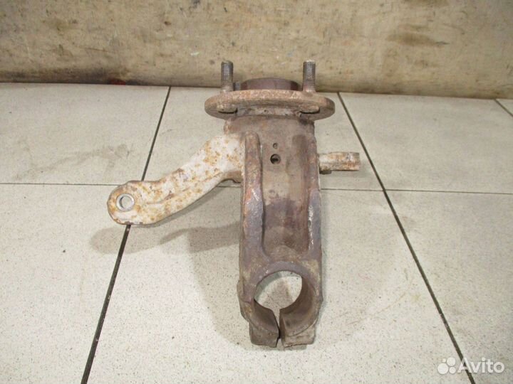 Кулак поворотный передний левый Ford Fusion