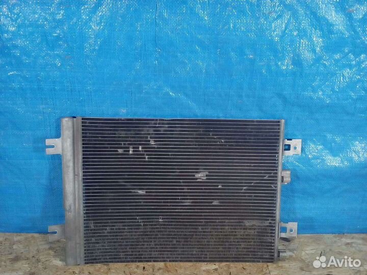 Радиатор кондиционера Renault Logan 1 2004-2014