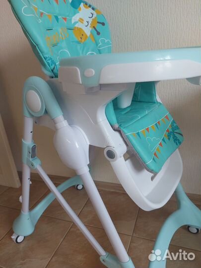 Стульчик для кормления babyton