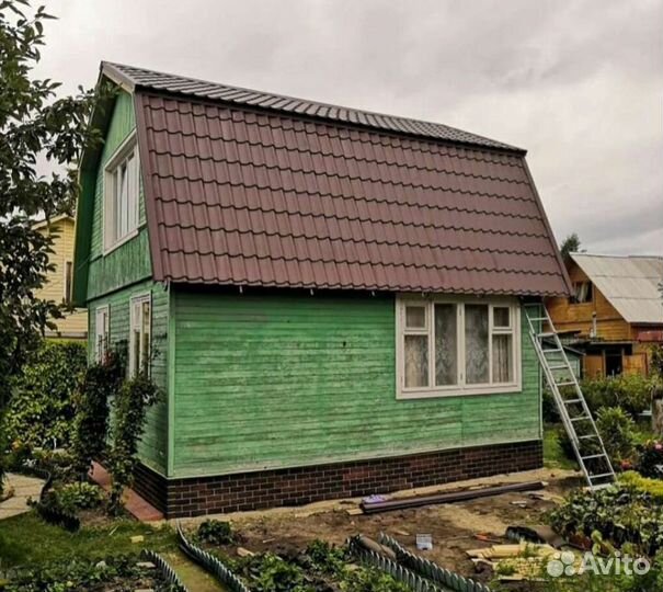 Бригада строителей