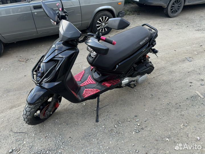 Смарт Venta скутер мопед 50(150)новый