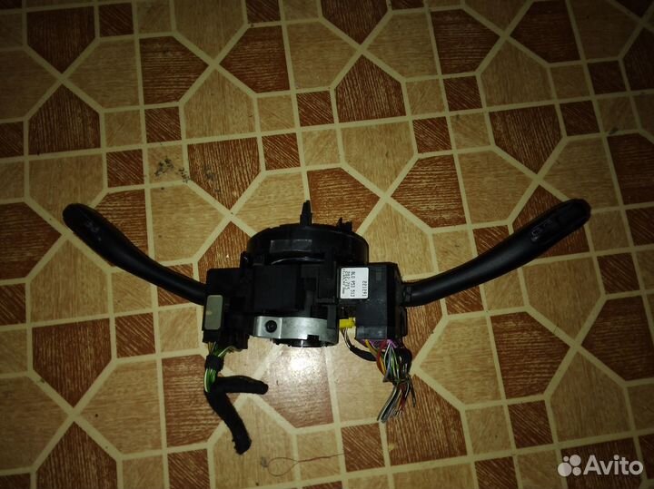 Подрулевой переключатель audi A3 L8