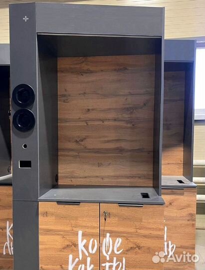 Стойка для кофейни самообслуживания, Кофе поинт