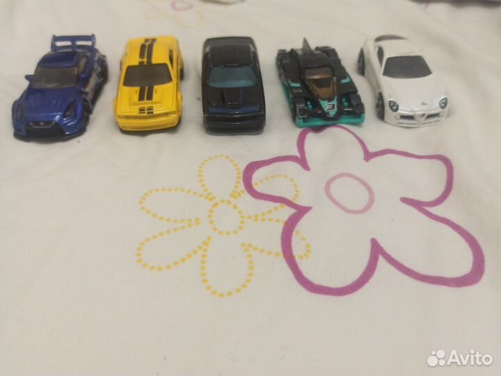 5 машинок хот вилс