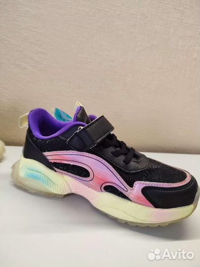 Кроссовки для девочки 32 размер