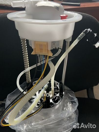 Топливный насос Audi Q5 2.0TFSi (8R0919051A)