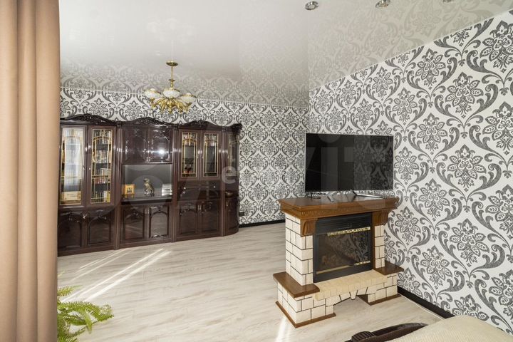 2-к. квартира, 67,7 м², 10/16 эт.