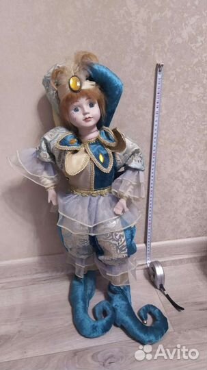 Музыкальная фарфоровая кукла 55см