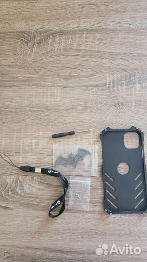 Бампер на iPhone 11