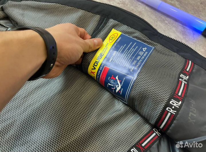 Демисезонные куртки Columbia универсальные