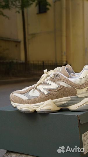 Кроссовки New Balance 9060 бежевые 41