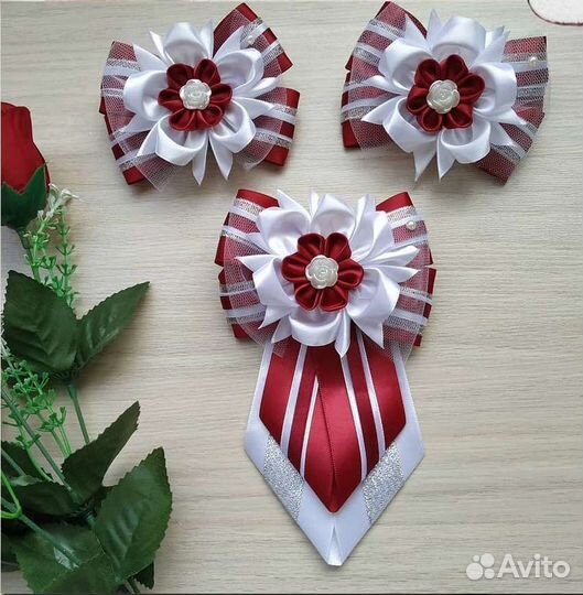 Бантики и брошь для волос в школу