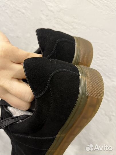 Кроссовки натуральная замша новые