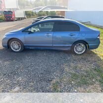 Honda Civic 1.8 MT, 2007, 400 000 км, с пробегом, цена 500 000 руб.