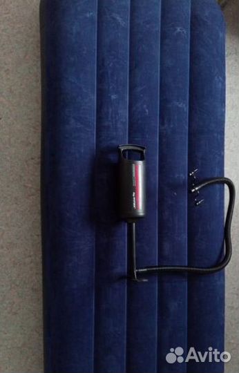 Надувной матрас intex