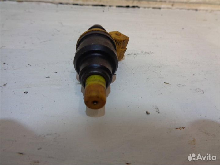 Форсунка инжекторная электрическая Hyundai Pony/E