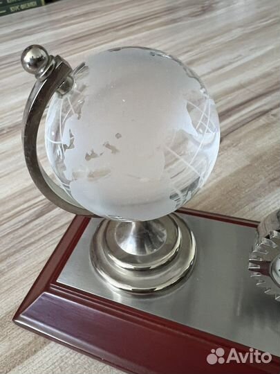 Настольный письменный набор с часами