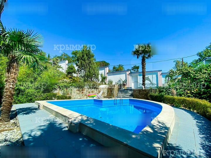 Дом 500 м² на участке 15 сот.