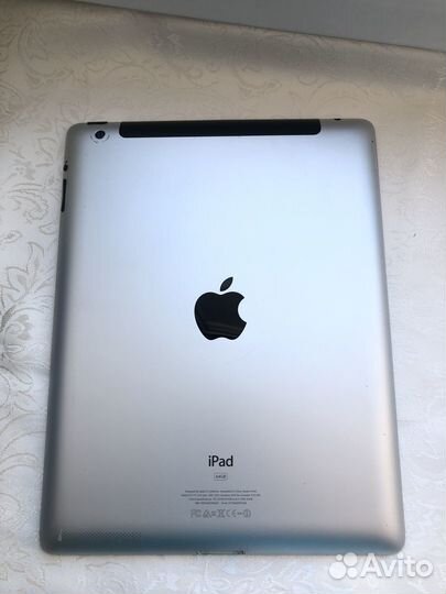Планшет iPad 3 64 гб wi-fi (полный комплект)