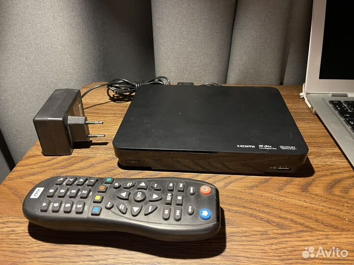 Медиаплеер WD TV live HUB 1Tb