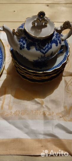 Фарфоровая посуда гжель