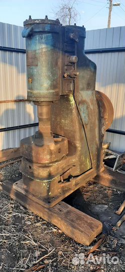 Молот кузнечный