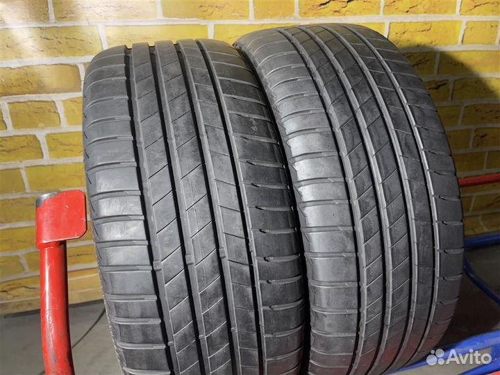 Bridgestone Turanza T005 215/45 R17