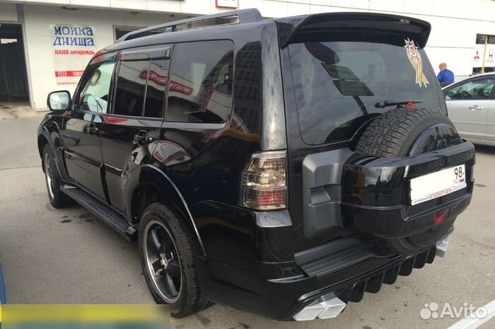 Задний бампер GT Mitsubishi Pajero 4