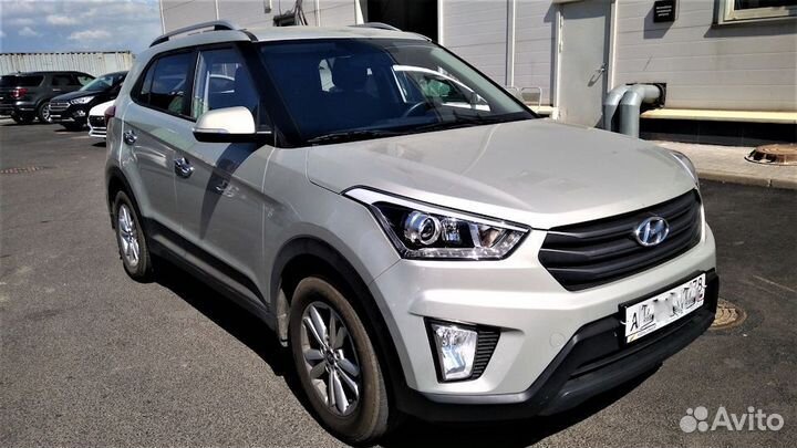 Лобовое стекло на Хендай Крета