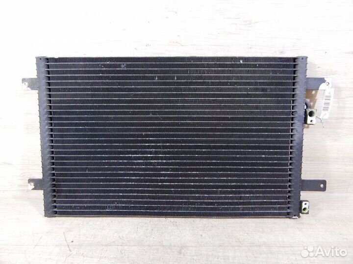 Радиатор кондиционера VW Sharan