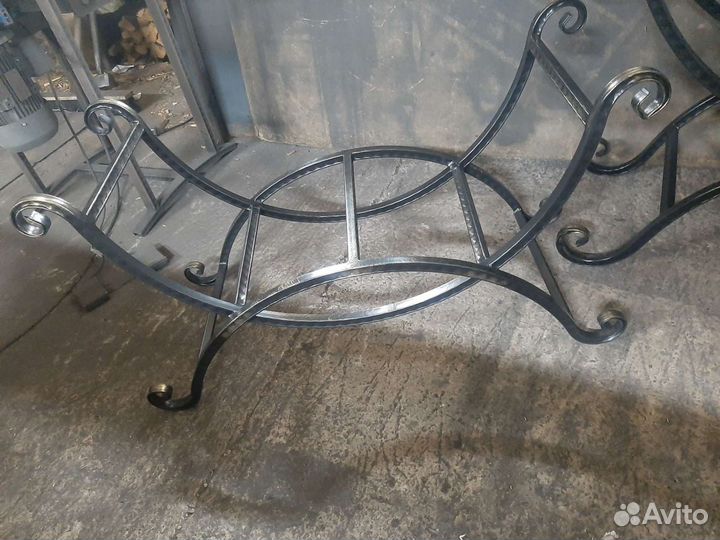 Дровница кованая