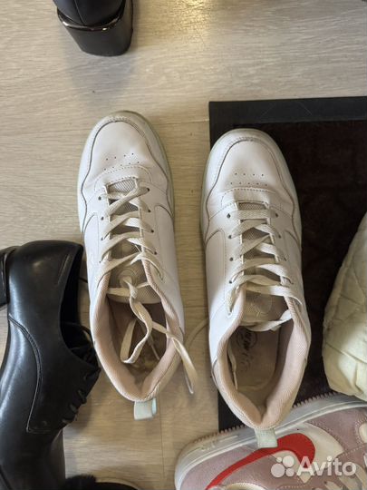 Отдам женские вещи