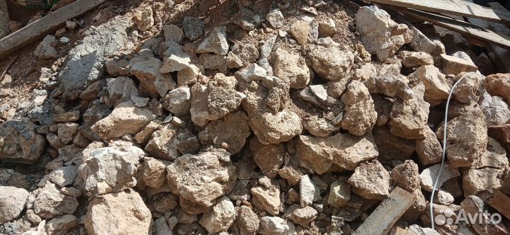 Отдам строительный мусор